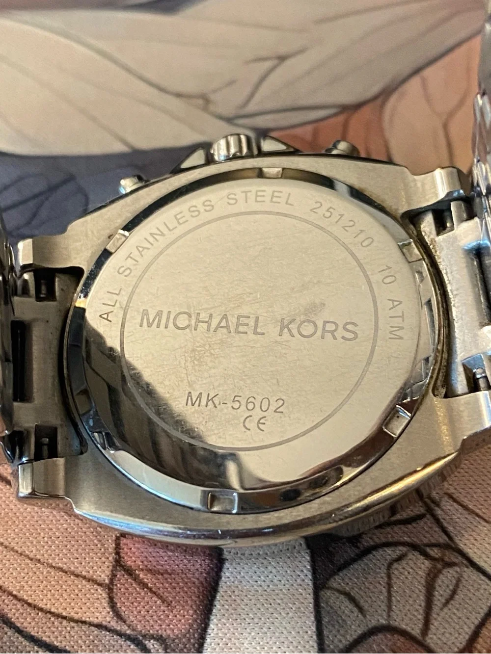Michael Kors MK5602 Cameron Silver Chronograph Crystal Bezel Women’s Watch AS-IS